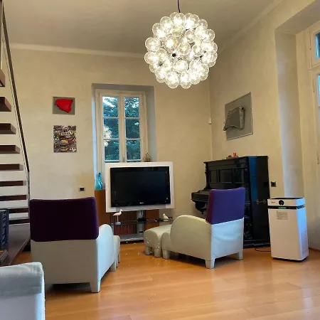 Ines Apartman Faggeto Lario